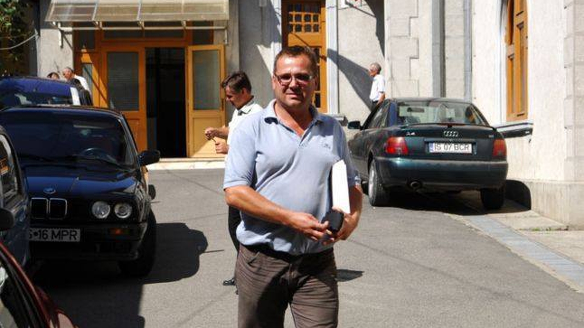 Fiica procurorului în faţa căruia tremurau VIP-urile României a ratat intrarea în Barou