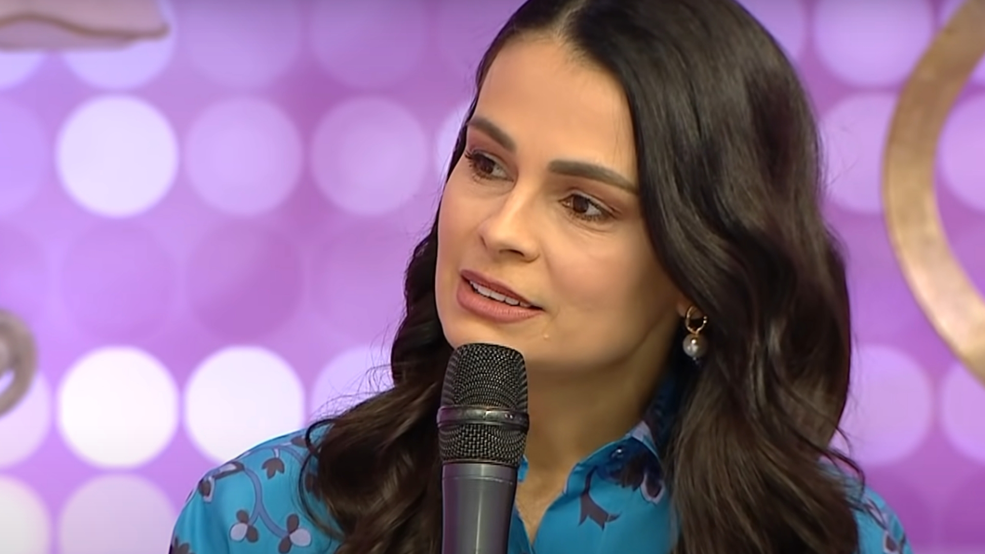 Anca Serea a făcut anunţul surprinzător, după 11 ani de relaţie cu Adi Sînă