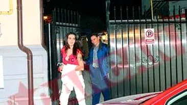 Oana Zavoranu a mai facut o vizita la chirurgul estetician