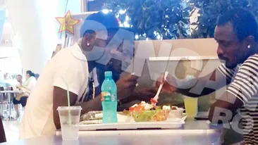 Miliardarul Ioan Niculae si-a gasit repede prozeliti pentru “Biblia… culinara”! Vezi imagini cu “apostolii” afaceristului