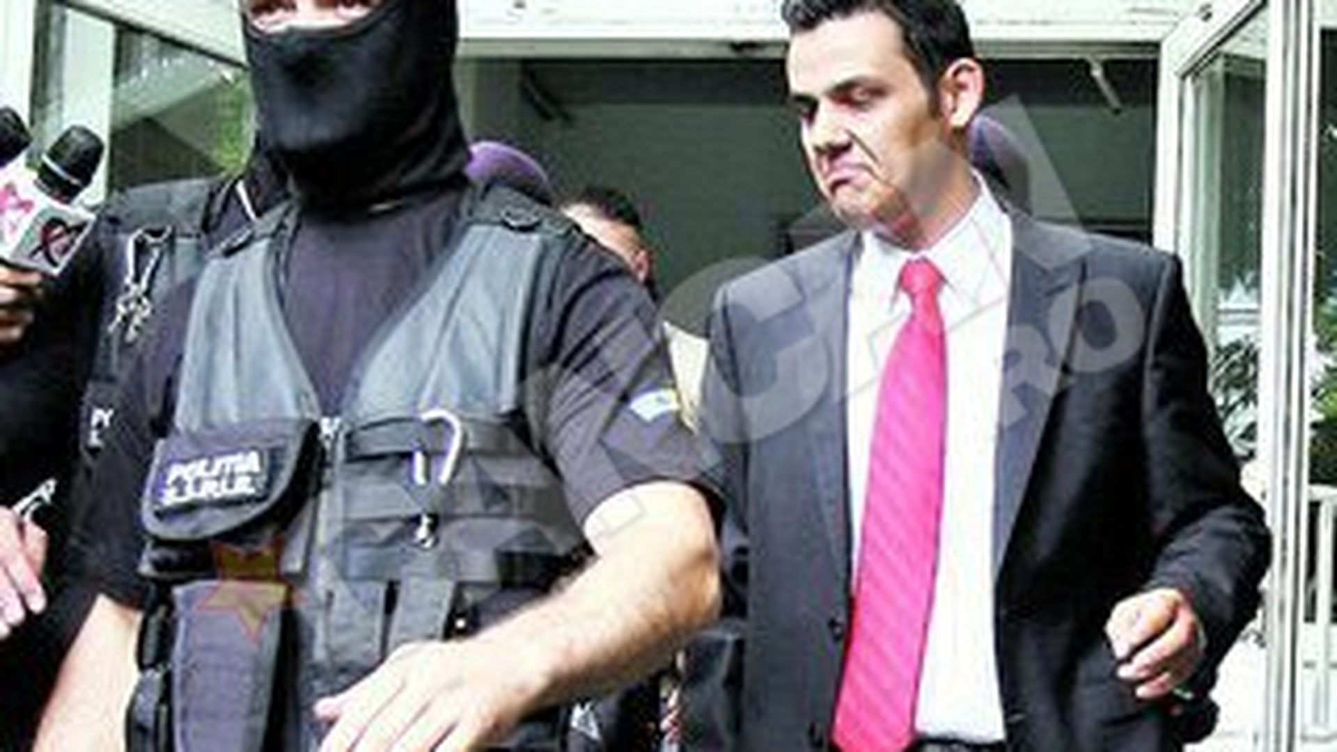 Doru Iuga traieste din mila colegilor de celula! Se infometeaza in arest