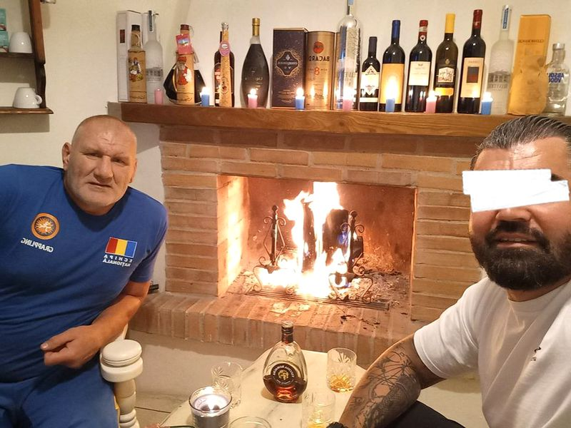 În timp ce era căutat de poliție, Tolea posta imagini din viața de zi cu zi, ca și cum nimic nu s-ar fi întâmplat