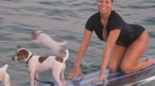Mariah Carey face surf in Puerto Rico pentru a-si gasi inspiratia