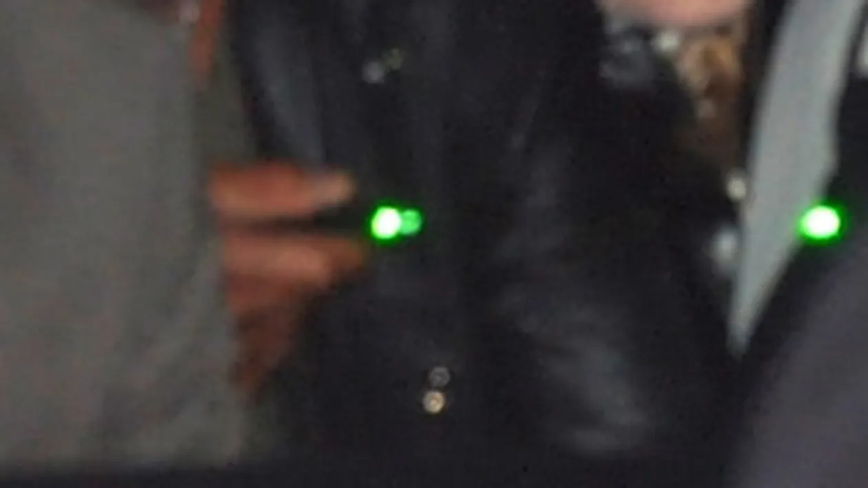 Iubitul Madonnei a pus laser-ul pe paparazzi