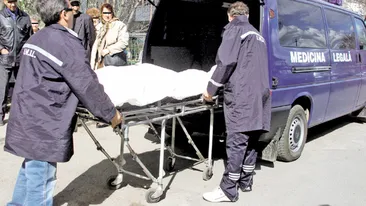 Politistul de caz a ajuns tata surogat pentru orfanii victimei! Baie de sange in fata copiilor