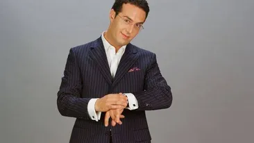 Cum l-au filmat paparazzii CANCAN.ro pe prezentatorul TVR acuzat de un coleg ca i-ar fi facut avansuri sexuale!