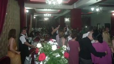 Chef si voie bună la nunta lui Nicolită! Bănel a dansat până la epuizare, iar Anna Lesko a incins atmosfera cu un show de senzatie