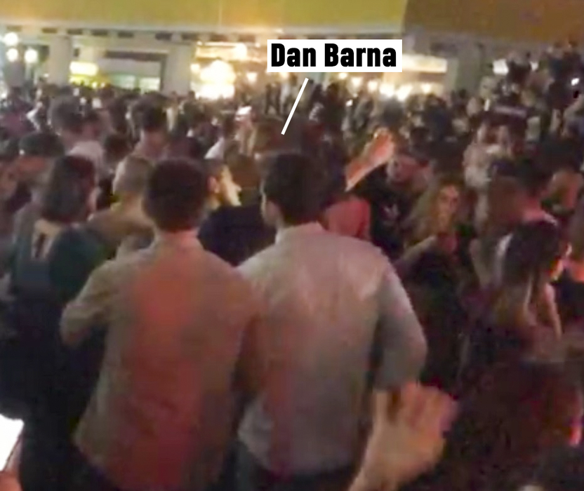 Dan Barna s-a distrat până la ora 3 dimineața la Nostalgia