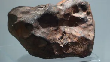 Fenomen straniu! Un meteorit ar fi căzut în județul Iași. Localnicii sunt speriați: „S-a resimțit un zgomot puternic”