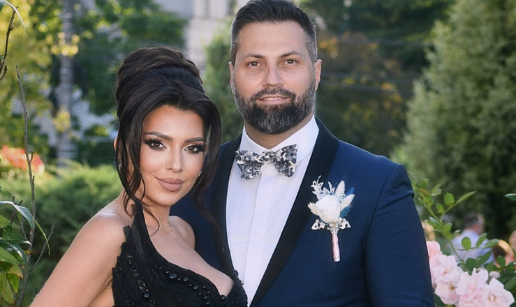 Celia face lumină, după ce a fost surprinsă cu soțul în aeroport: “Nu am avut puterea să depunem actele de divorț”