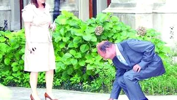 Traian Basescu a strans gunoiul cu baietii destepti