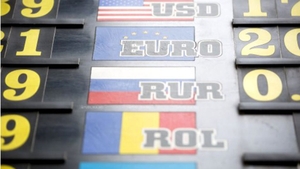 Curs valutar 25 martie. Euro și dolarul au explodat în prima zi a săptămânii