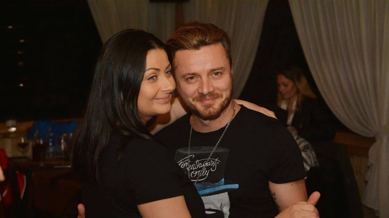 Cât de mare i-a crescut burtica! GABRIELA CRISTEA, aşa cum nu o vezi la TV! 