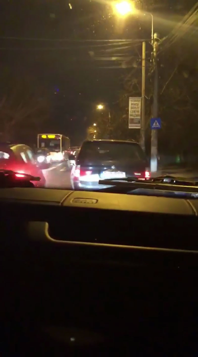 Mădălina Pamfile s-a filmat în maşină în timp ce se îndrepta spre NUBA