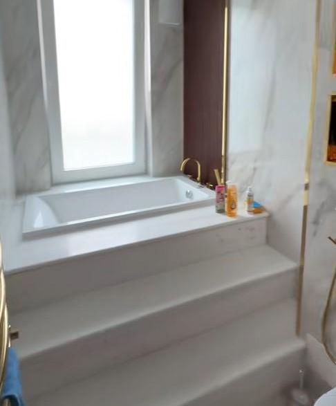 Cum arată casa lui Costel Biju? Palatul manelistului amintește de luxul din Dubai
