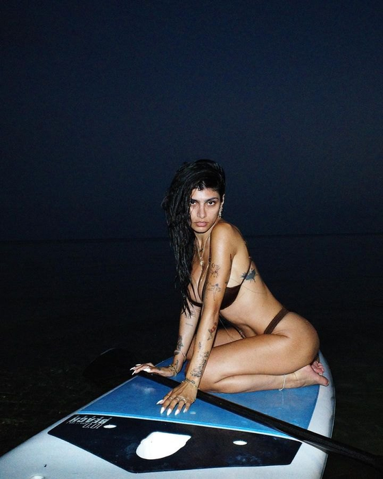 Mia Khalifa, mai încântătoare ca niciodată. Pictorial de nota 10 pentru cunoscuta actriță | FOTO