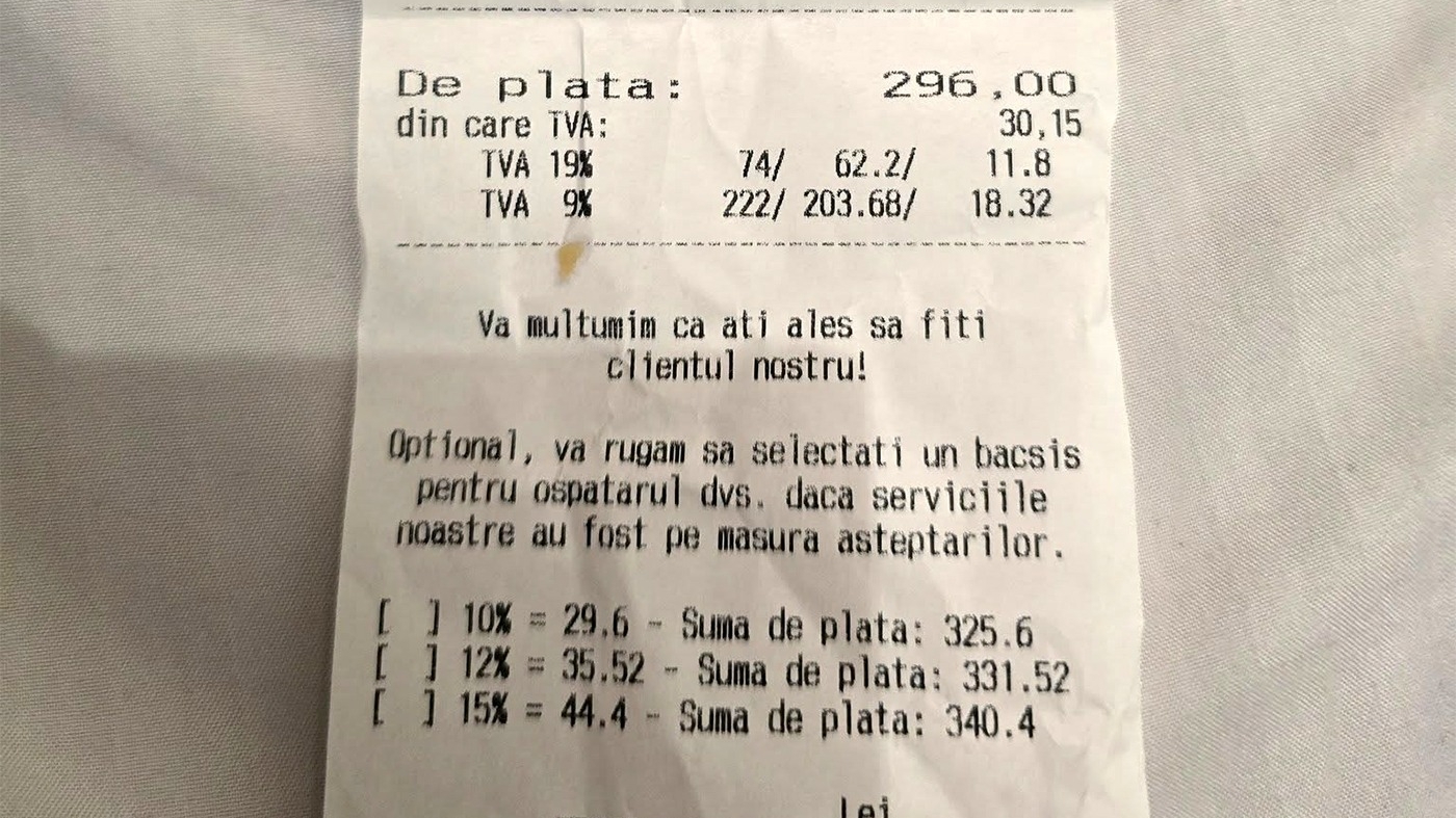 Cât a plătit Andrei din București, pentru o porție de creveți, într-un restaurant din Mamaia