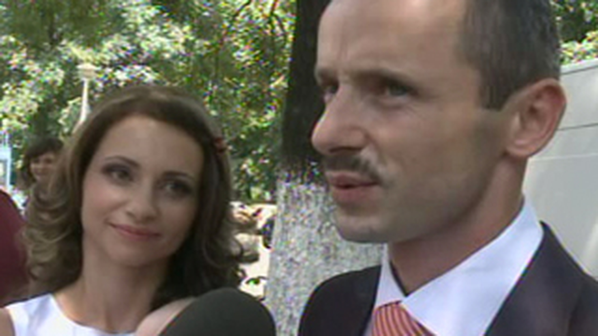 Marius Urzica si-a botezat baietelul si a dansat pe rupte la petrecerea de dupa! Uite cum s-a miscat fostul campion de la "cal cu manere"