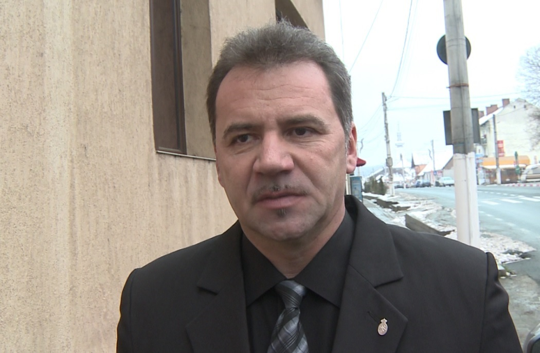 Primarul din Săvârşin evocă actele de binefacere ale Majestăţii Sale