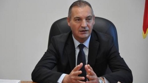 Trezorierul PSD Mircea Drăghici și-a luat bolizi de lux și a făcut contracte pentru soție din bani publici!