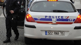 Zece romani, arestati in urma unui conflict violent la Paris