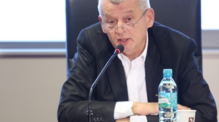 Oprescu a cerut ajutorul Institutiei Prezidentiale si Serviciului Roman de Informatii pentru a rezolva problema datoriilor RADET catre ELCEN