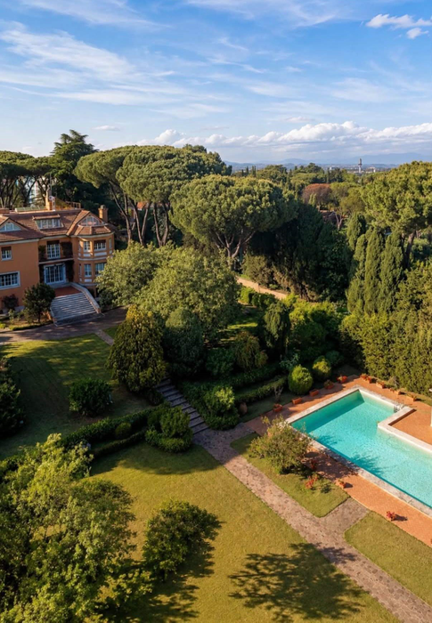 Casa familiei Gucci, listată oficial! Cum arată reședința fabuloasă și cât trebuie să plătești ca să o cumperi