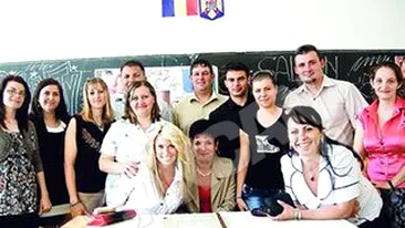 Bomba sexy din Spania s-a intors pe bancile scolii