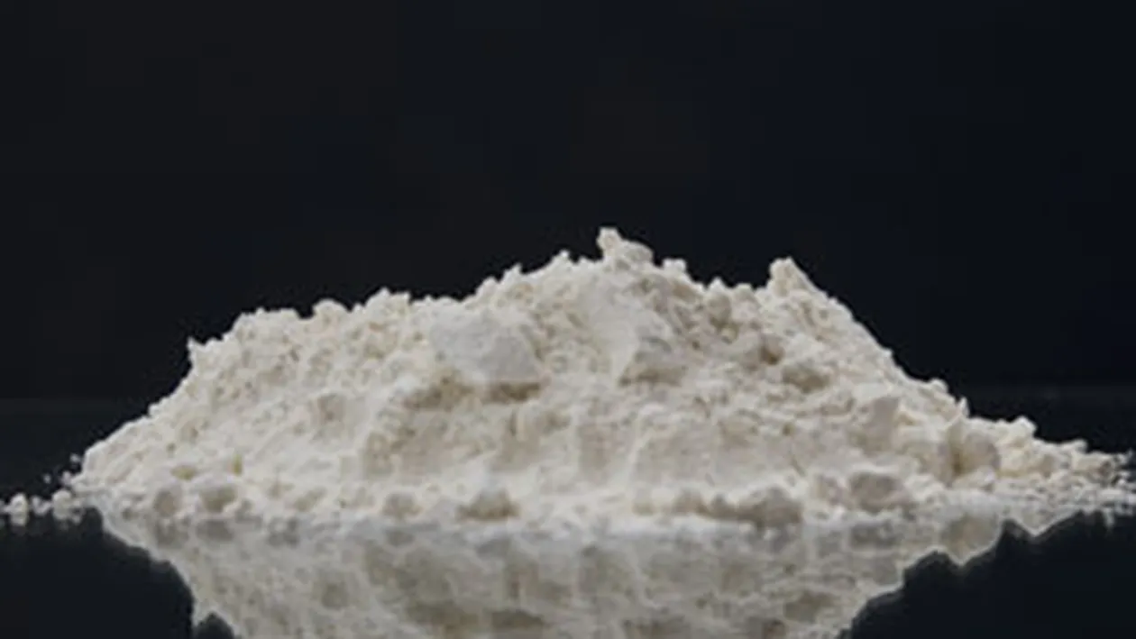 Un barbat de 23 de ani a murit dupa ce a ingerat doua linguri de cafeina pudra