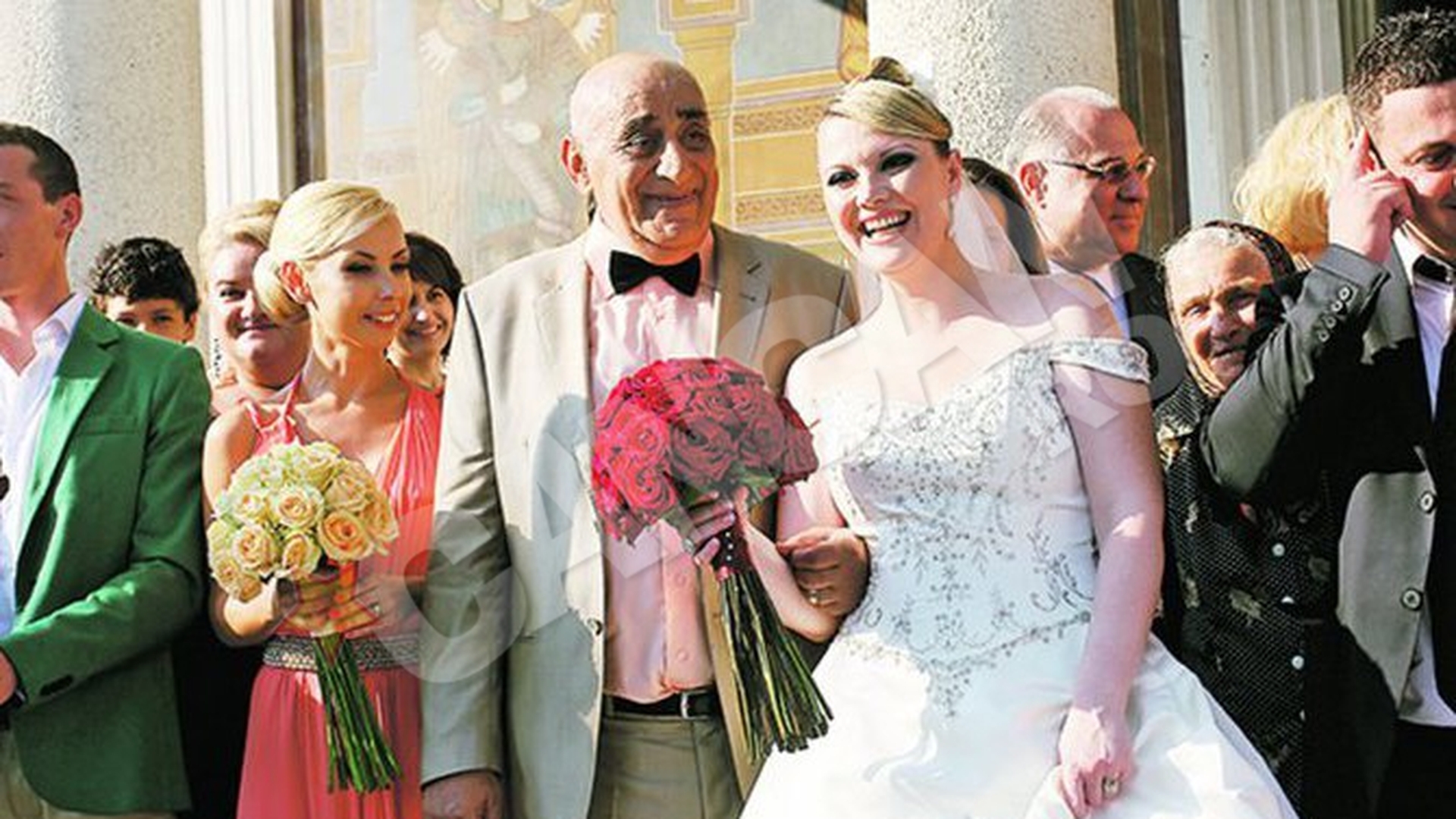 Tonciu si Laurette au vandut-o pe doua sticle de whisky