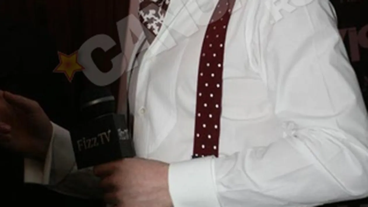 Fizz a primit un plici cu swarovsky de la Adelina Pestritu!