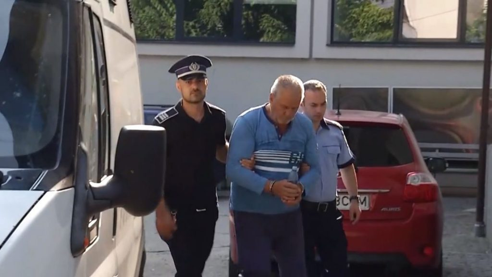 ULTIMA ORĂ! Descoperire tulburătoare, în Casa Groazei din Caracal. Ce au găsit anchetatorii în locuința lui Dincă