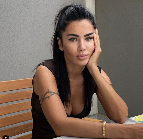 Oana Zăvoranu le-a luat la țintă pe "influencere" și s-a ales cu 5 procese