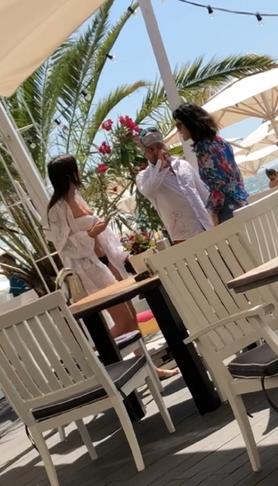 Chef Scărlătescu a ”sărit” 
la plajă pe Miss România