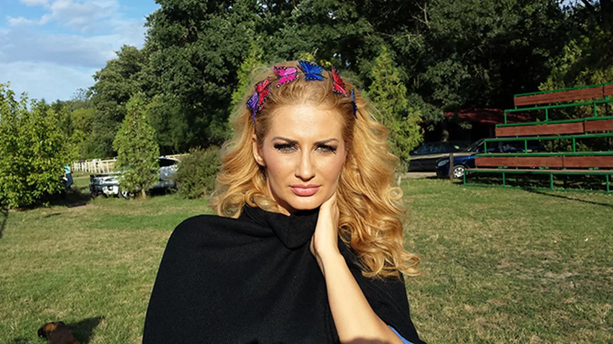 A venit si rândul ei! Iulia Albu, făcută PRAF de o cântăreaţă: Nu stie să dea sfaturi despre modă! E extravaganta si atat!