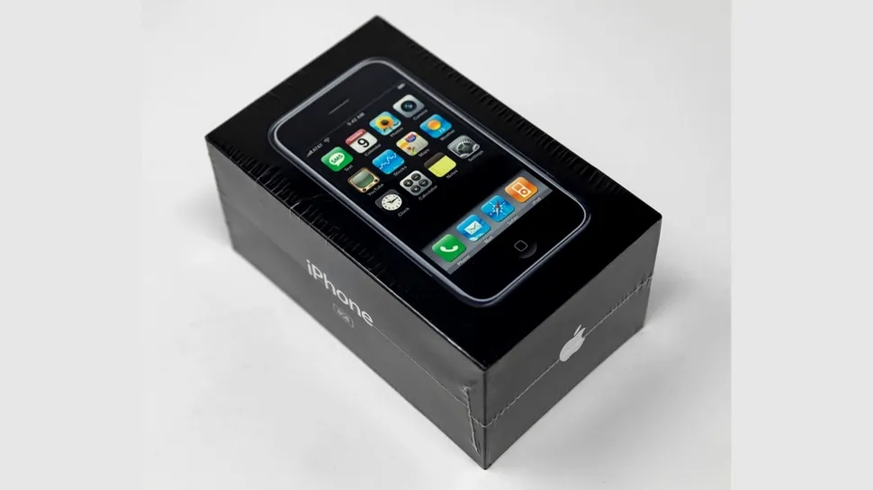 Prețurile au luat-o razna la iPhone 1. Un telefon sigilat se vinde cu zeci de mii de euro pe Olx și eBay