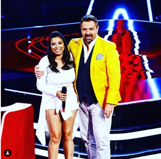 Adriana Simionescu, în pregătiri intense pentru galele LIVE de la Vocea României! Poza scăpată de pe platourile de filmare