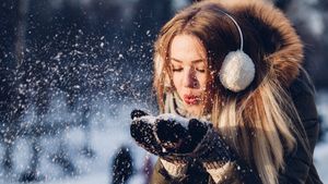Horoscop zilnic 28 noiembrie 2021. Scorpionii pot cuceri pe cineva