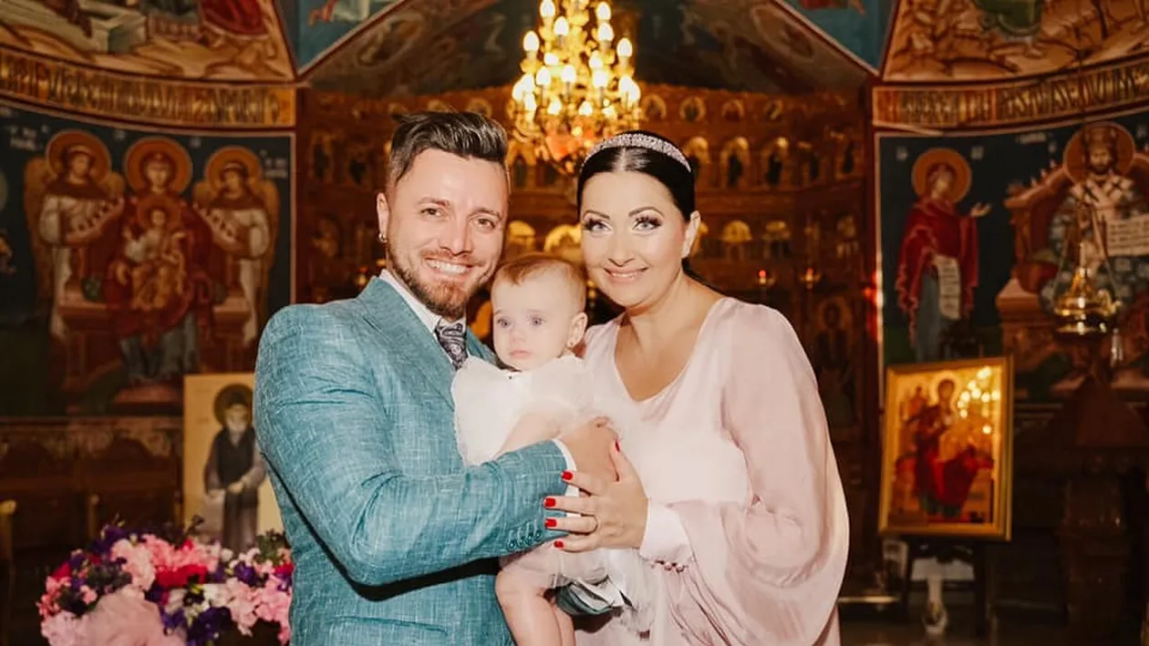 Motivul pentru care Gabriela Cristea s-a îmbrăcat în rochie de mireasă la botezul fetiței sale