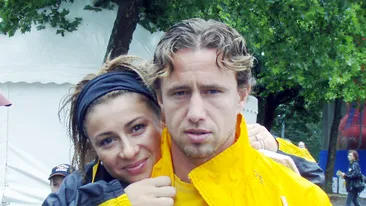 Se despart dupa sapte ani de iubire nebuna. Prodanca si Reghe vor sta separat timp de doua luni, iar gandul deja ii chinuie