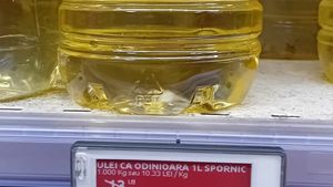 Câți lei a ajuns să coste o sticlă de ulei în Carrefour acum, după plafonarea adaosului comercial