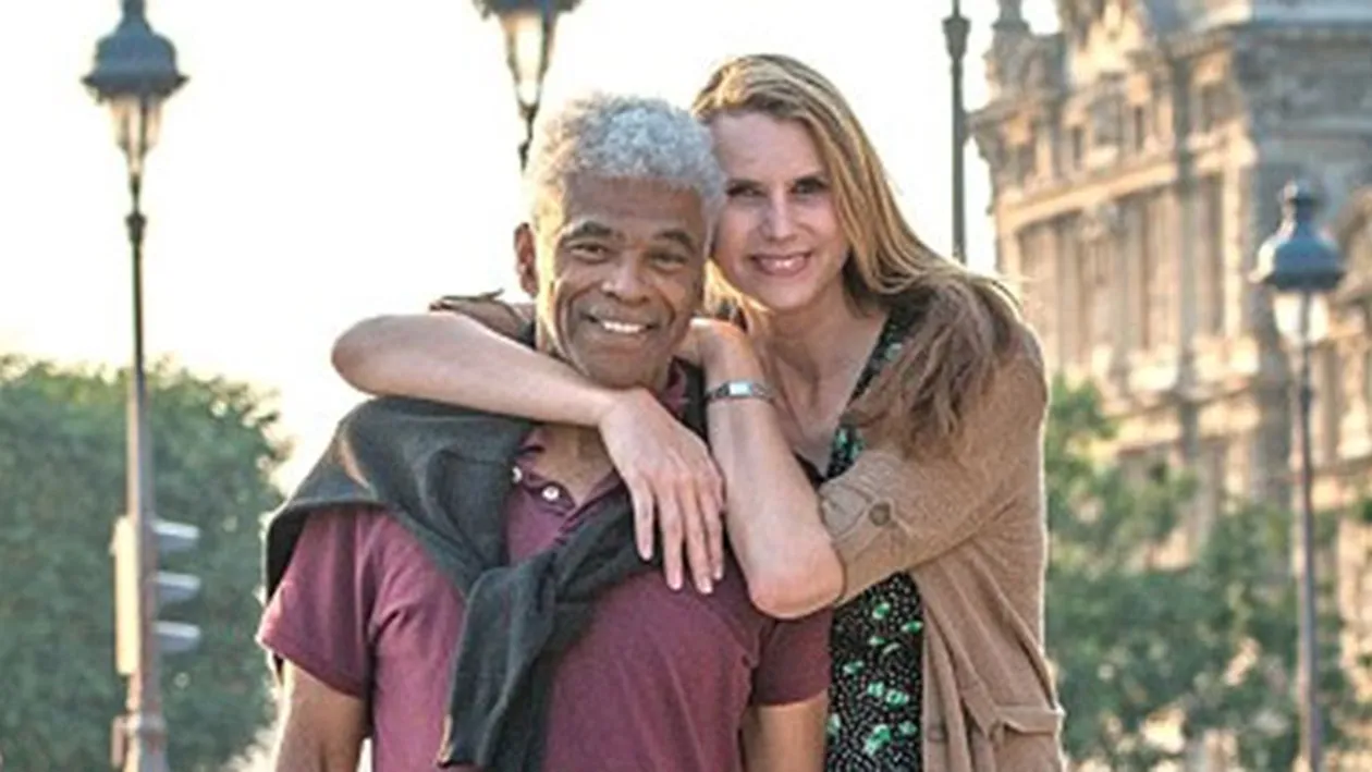 Cel mai inalt supermodel din lume si-a găsit partener pe măsură! Nu mai spera să se mărite vreodata. Uite arata cum impreuna