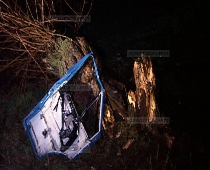 Accident grav în Arad: două persoane au decedat, iar alte două sunt grav rănite