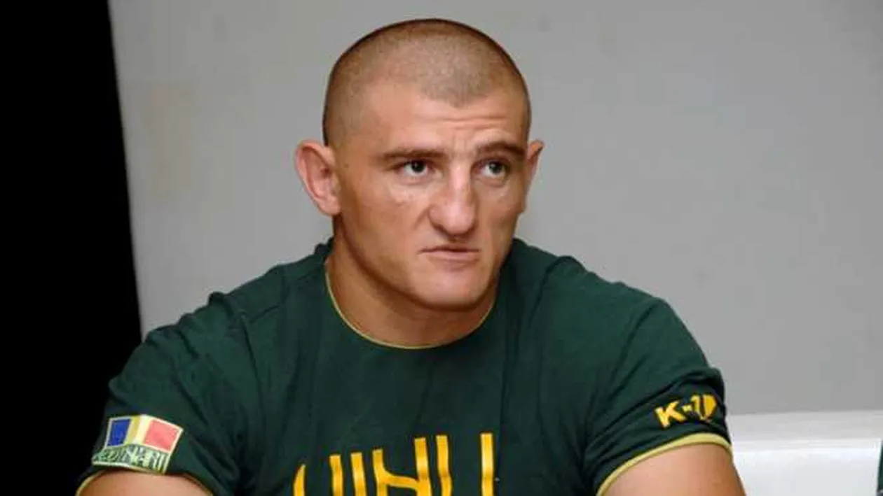 Cătălin Moroșanu se reculege la muntele Athos după victoria obținută împotriva lui Daniel Sam