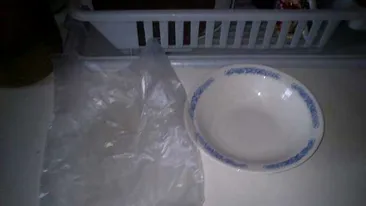 Urasti sa speli vasele?! Un roman a descoperit metoda dementiala prin care niciodata, dar niciodata, nu o sa mai speli farfuria in care mananci - Intra sa vezi descoperirea epocala