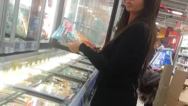 Ce a facut Narcisa ca sa faca fata depresiei dupa ce Guta a preferat-o pe Beyonce de sarbatori. A luat o matura si...