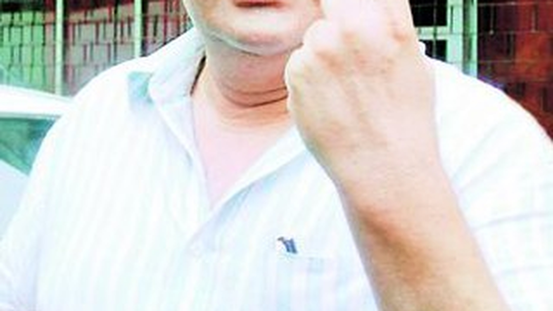 Pe Rishi Kapoor il puteti vedea vineri, 18 noiembrie, in filmul "Love Aaj Kal" - din cadrul colectiei "Mari Filme Indiene", lansata de CANCAN. La fel de celebru ca tatal sau