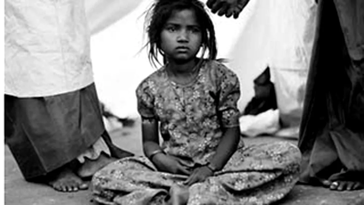 A facut sacrificiul suprem! O fetita din India s-a sinucis pentru ca tatal sa primeasca ochii si fratele unul dintre rinichi!
