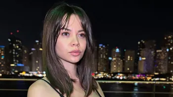 Ce face Denisa Filcea, de fapt, cu gențile Hermés. Soția lui Flick spune „pas” criptomonedelor și aurului. Are o strategie specială