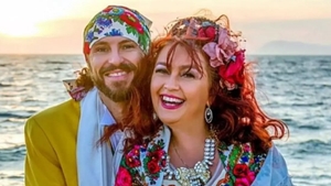 Cine este şi din ce face bani Herve Camilleri, fostul soţ al Ronei Hartner? El i-a "mâncat" averea la partaj